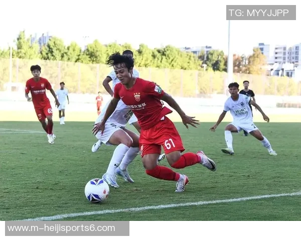 上海足球队的主要俱乐部及其历史发展概述